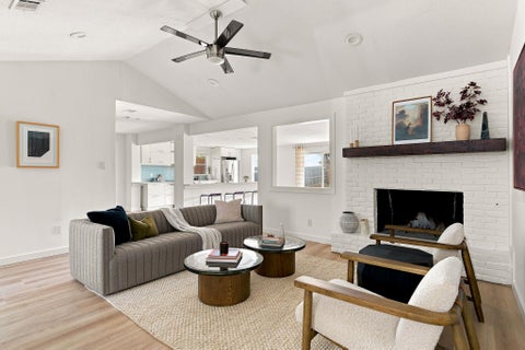 Photo of 7312 Meadowood DR, Austin, TX 78723 (MLS # 1982638)