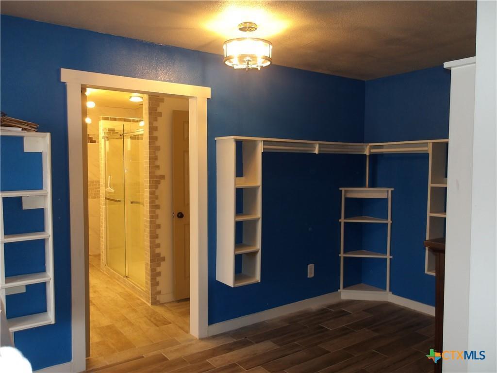 2512 S State Highway 36