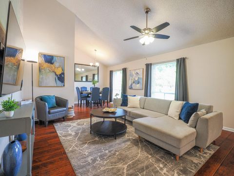 11605 Buckingham RD Austin TX 78759