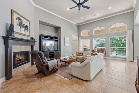 10013 Palmbrook DR Austin TX 78717