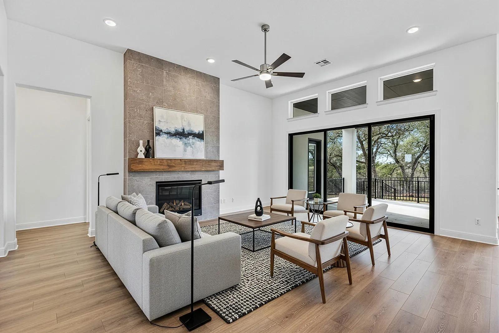 1810 Crimson Sunset DR