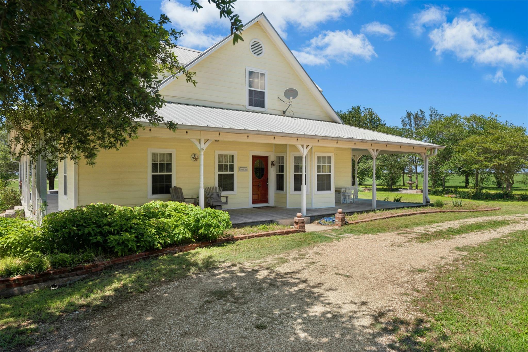 1610 County Road 463