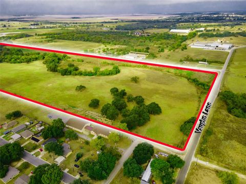 Photo of 000 E Vaughn LN, Hearne, TX 77859 (MLS # 7645256)