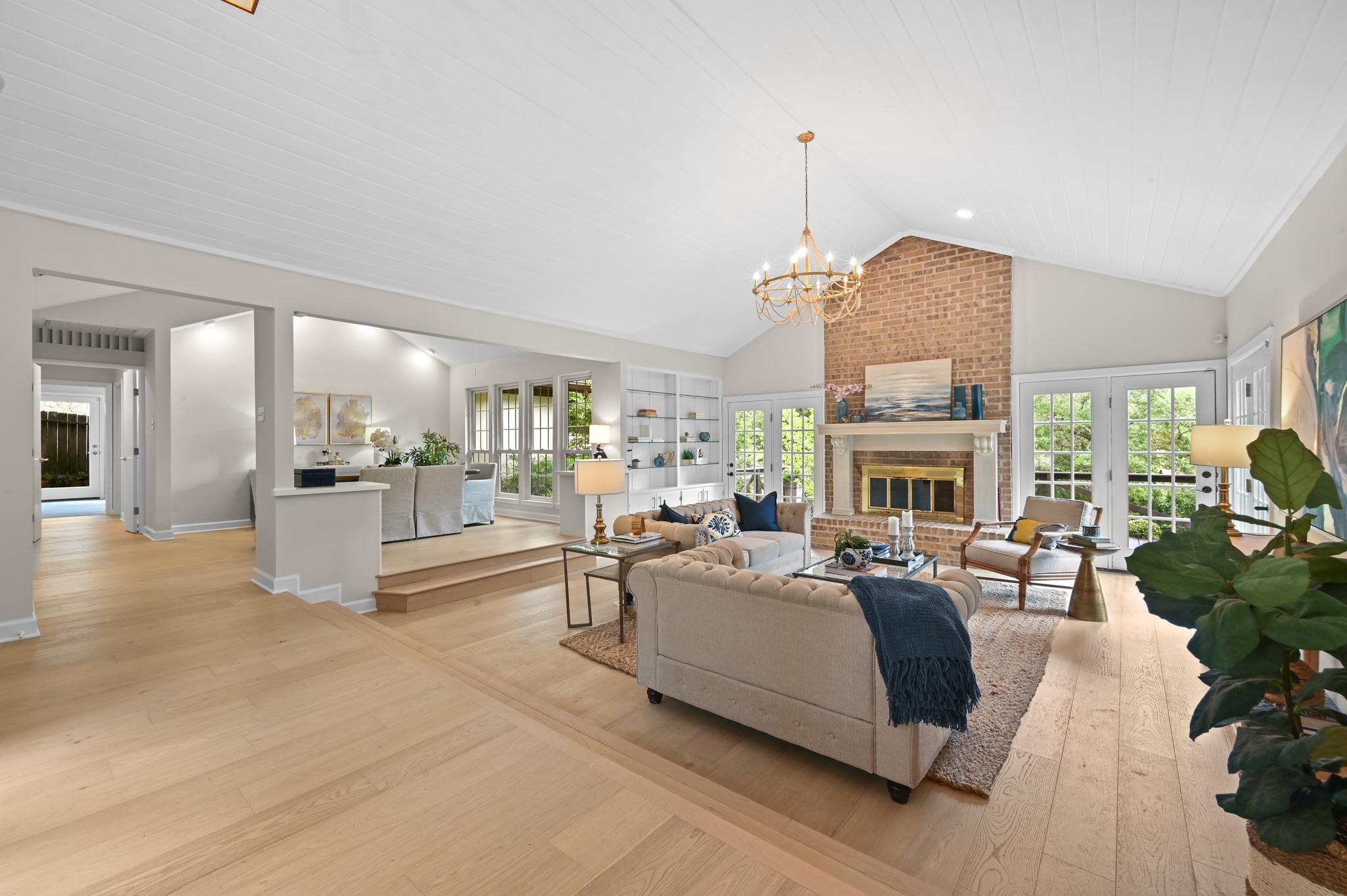 2106 Cypress PT E