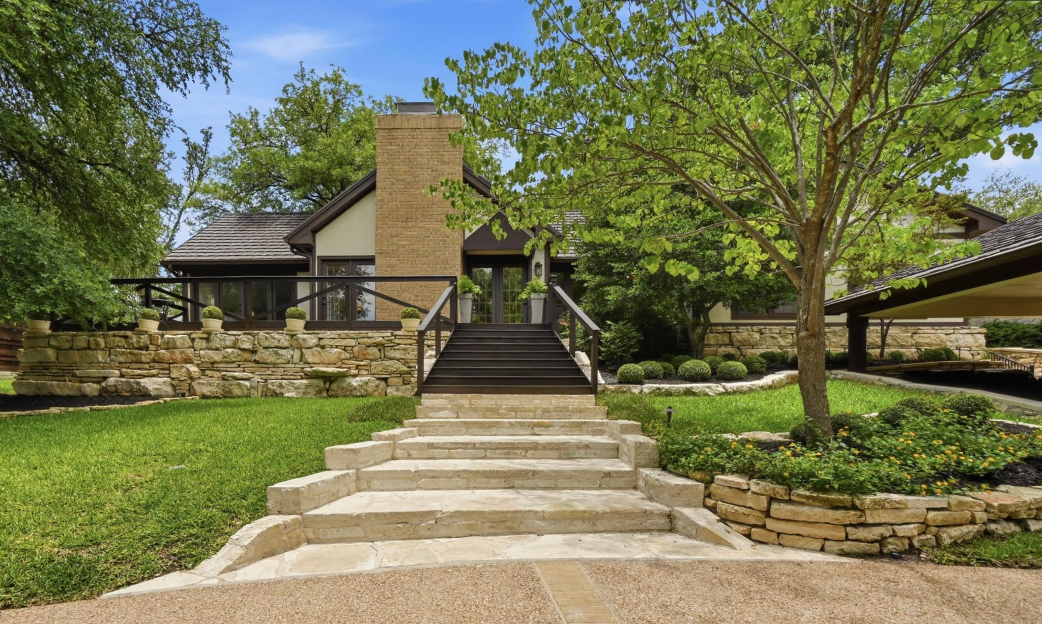 2106 Cypress PT E