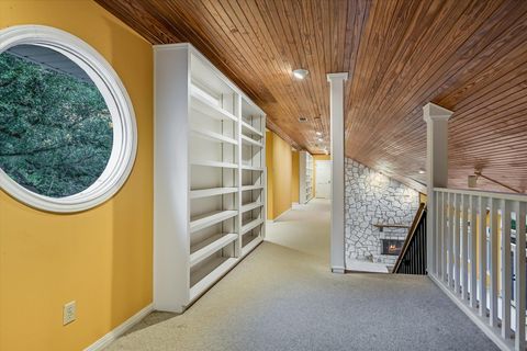 Tiny photo for 705 Windsong TRL, West Lake Hills, TX 78746 (MLS # 9043504)