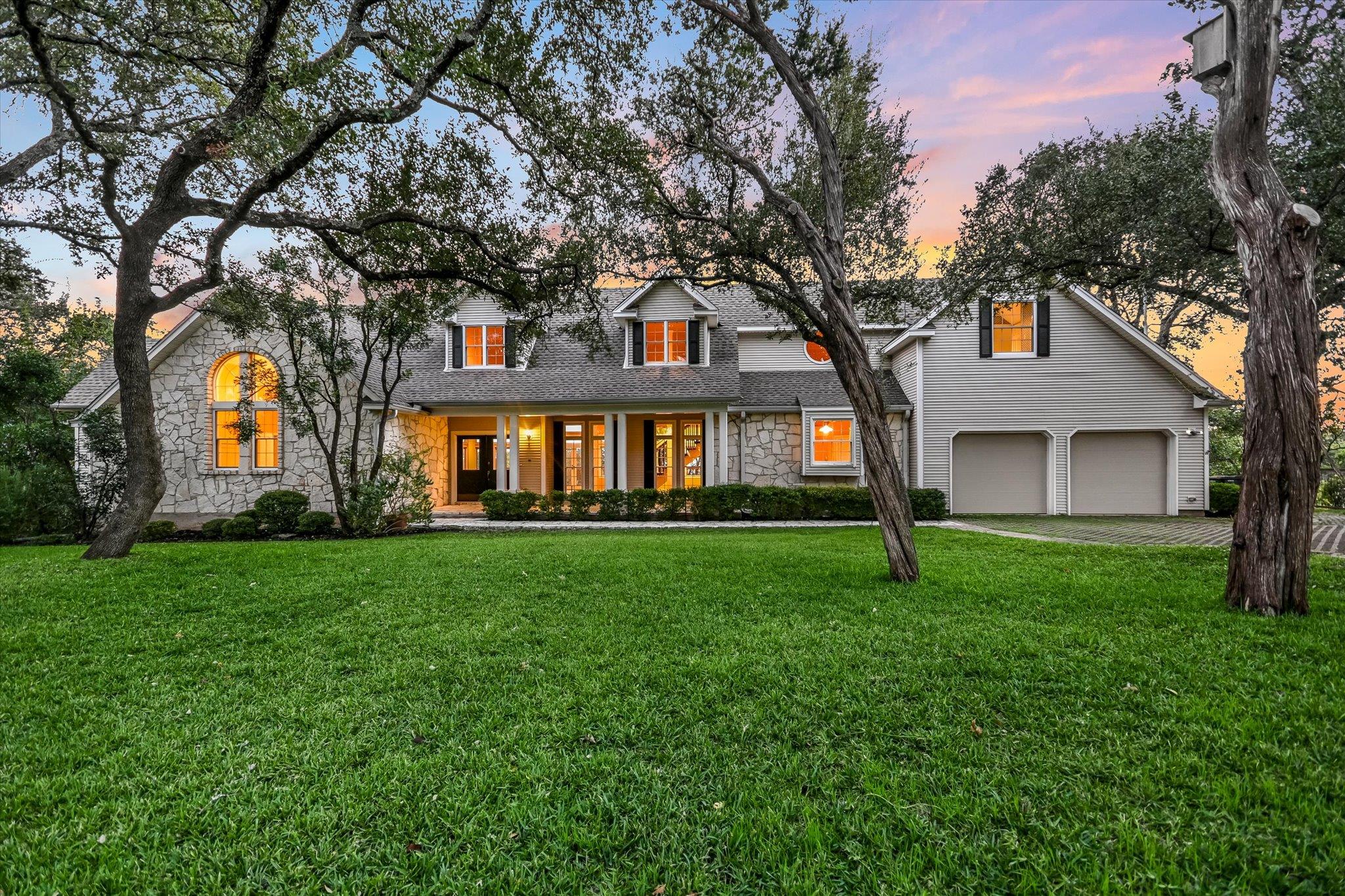West Lake Hills, Texas 78746, United States, 4 Bedrooms Bedrooms, ,4 BathroomsBathrooms,Residential,Active,248538