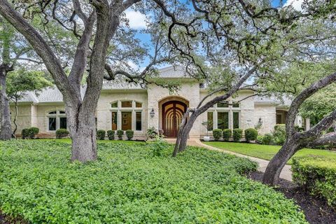 Photo of 102 Wood TRL, West Lake Hills, TX 78746 (MLS # 6085925)