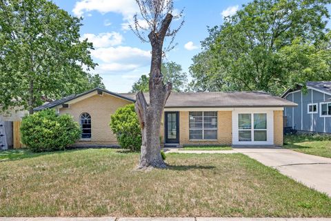 2207 Palmera CV Austin TX 78744