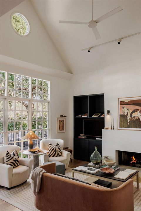 Tiny photo for 2109 W 48th ST, Austin, TX 78756 (MLS # 5078311)