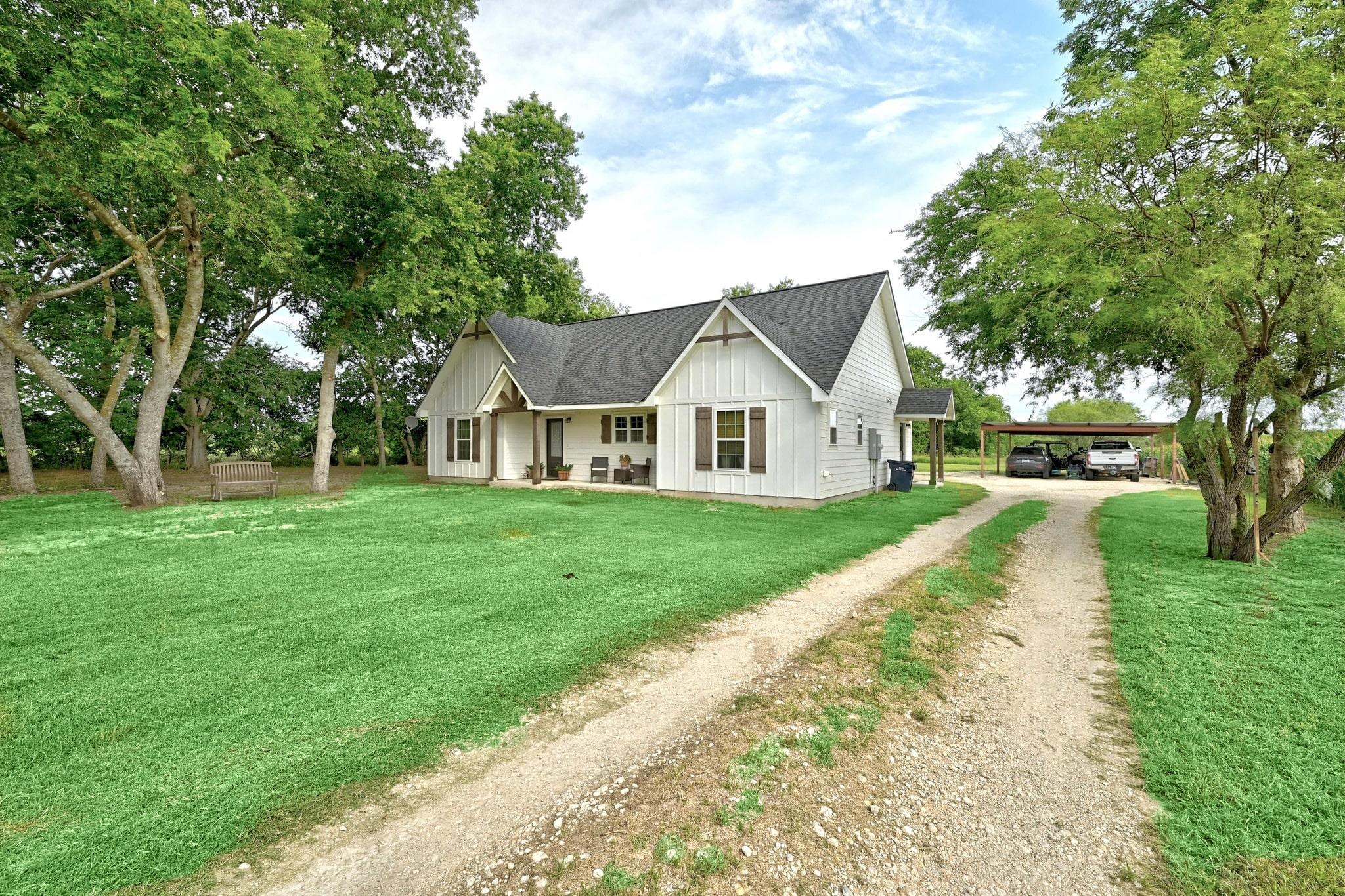 780 County Road 389
