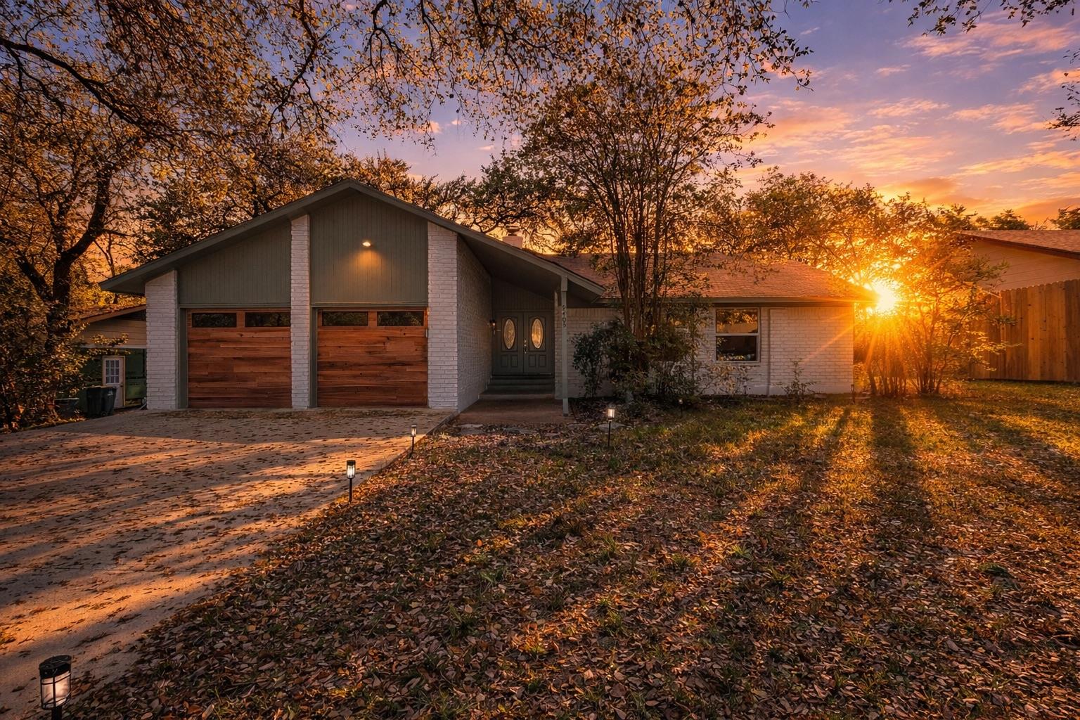 9405 Shady Oaks DR