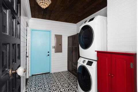 Tiny photo for 2403 Little John LN, Austin, TX 78704 (MLS # 8600591)