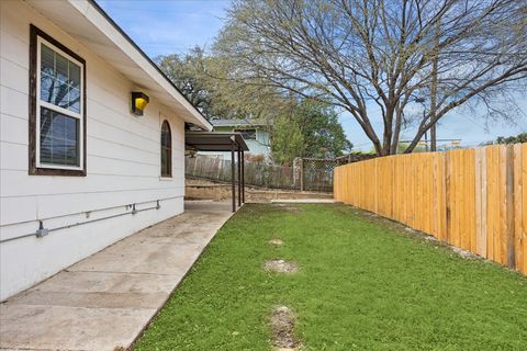 Tiny photo for 2403 Little John LN, Austin, TX 78704 (MLS # 8600591)
