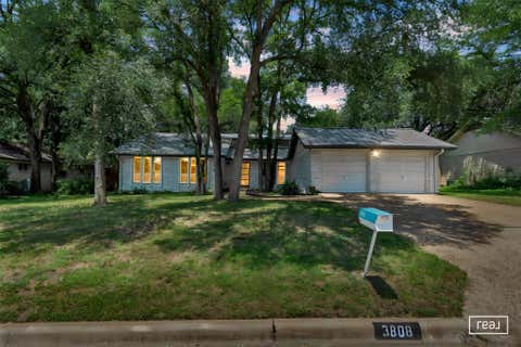 Photo of 3808 Oak Creek DR, Austin, TX 78727 (MLS # 9662585)