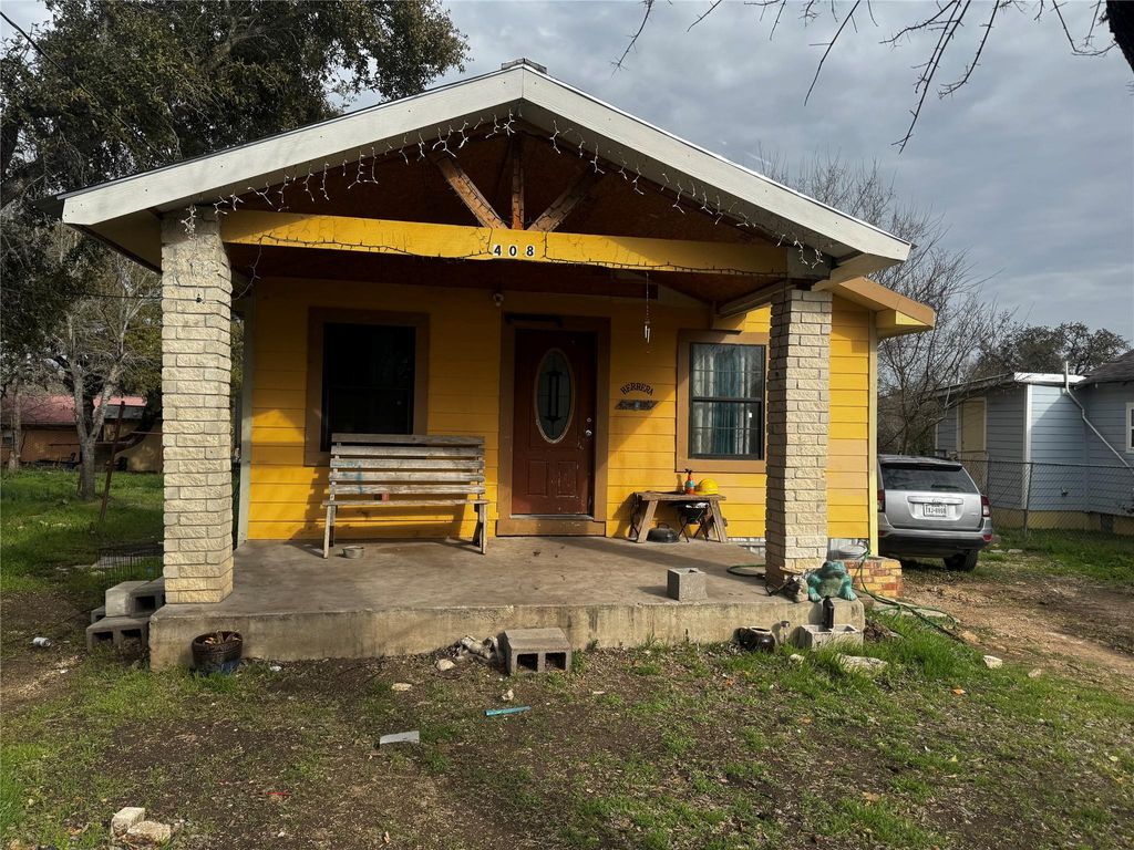 Photo of 408 Sabine ST, Lockhart, TX 78644 (MLS # 7736406)
