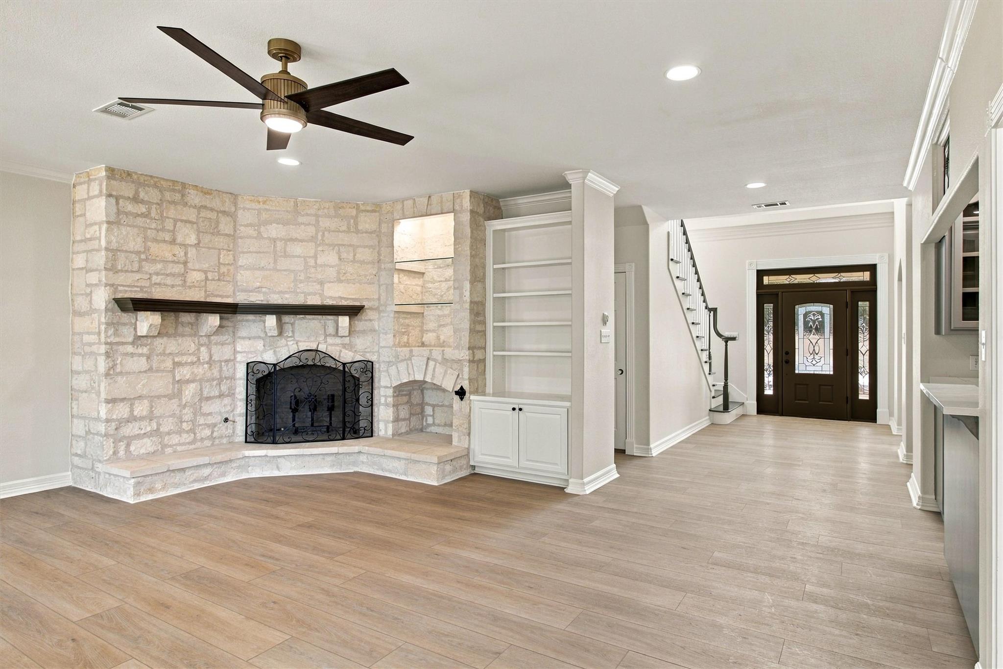 1651 Old Red Ranch RD