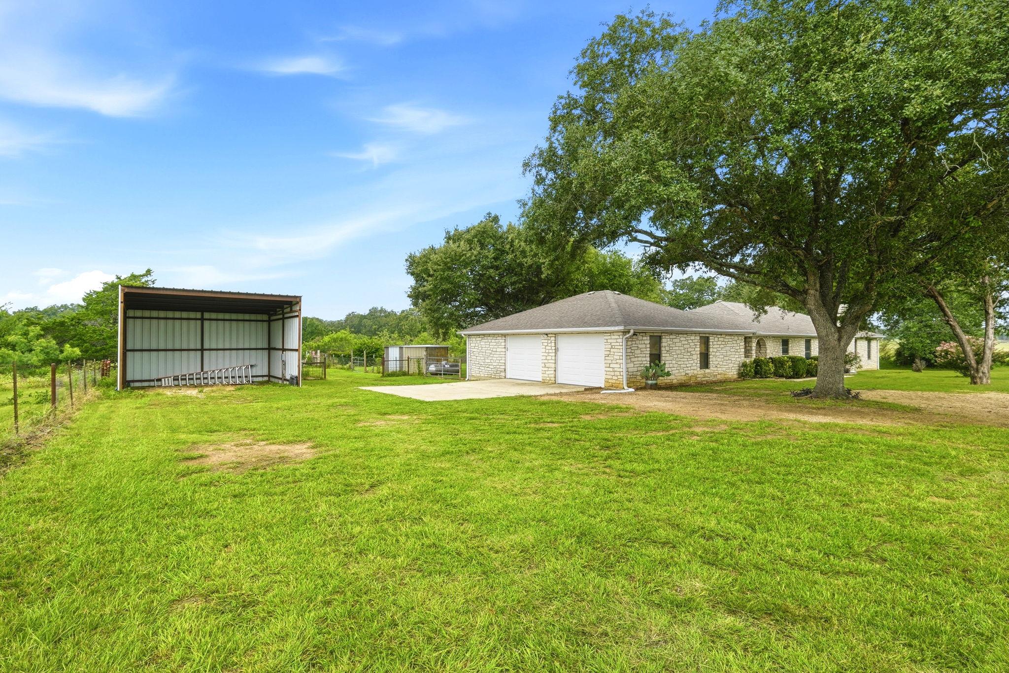 900 County Road 474