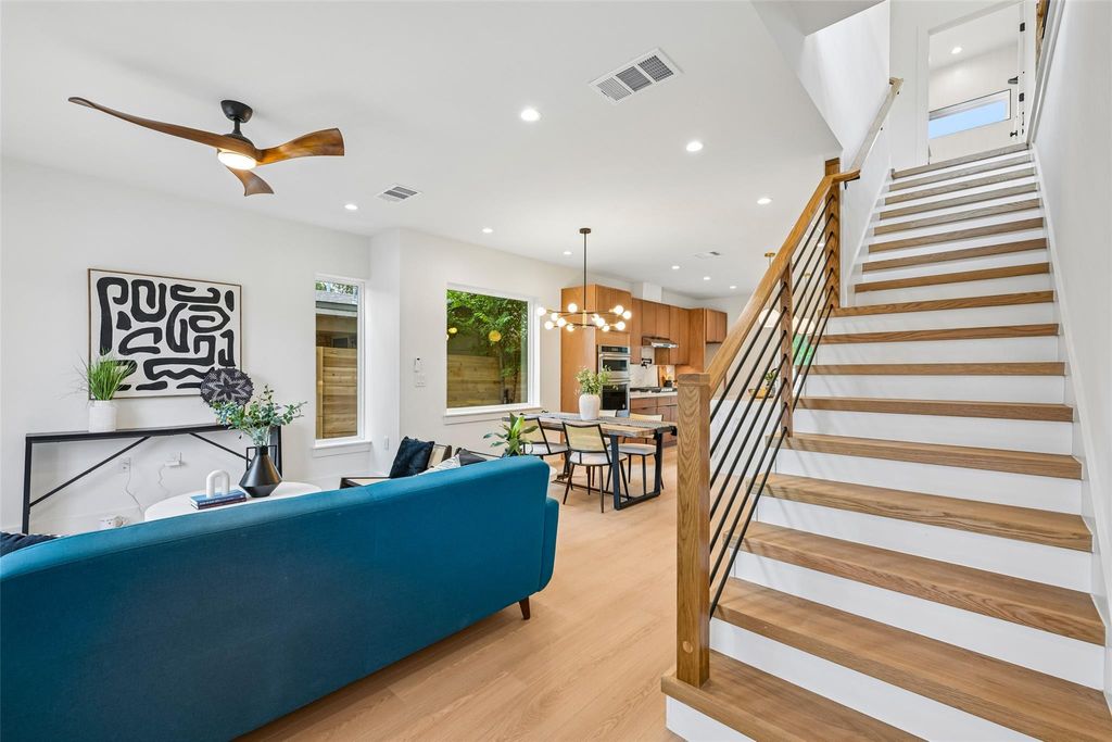 Photo of 513 W Odell ST #A, Austin, TX 78752 (MLS # 8756171)