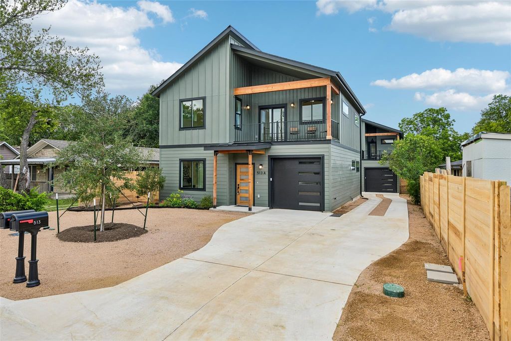 Photo of 513 W Odell ST #A, Austin, TX 78752 (MLS # 8756171)