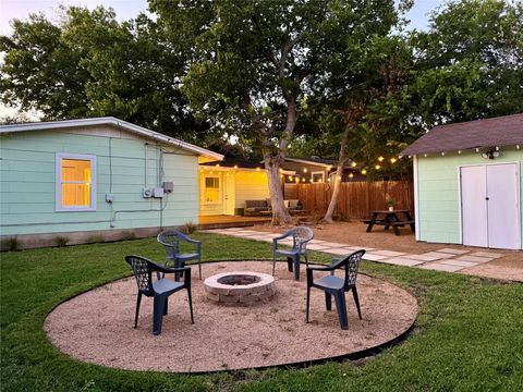 Tiny photo for 7703 Lazy LN, Austin, TX 78757 (MLS # 7364588)