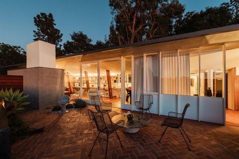 1430 Avon TER Out of State TX 90027