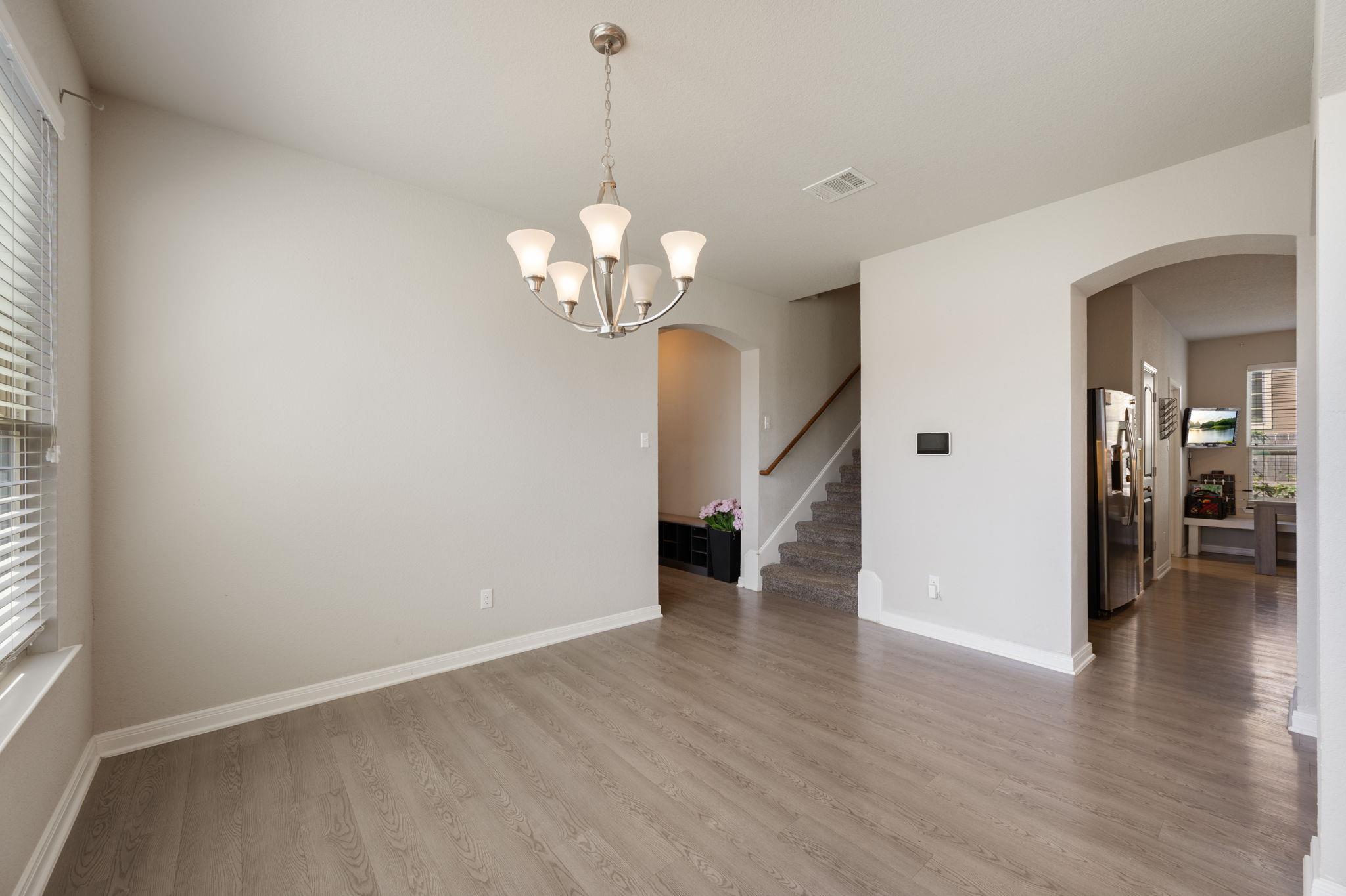 3611 Loma Gaile LN