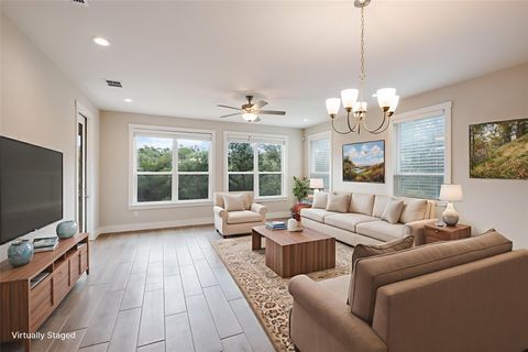 1163 Lavaca Dr Canyon Lake TX 78133