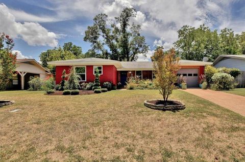 Photo of 1517 Weyford DR, Austin, TX 78757 (MLS # 2284864)