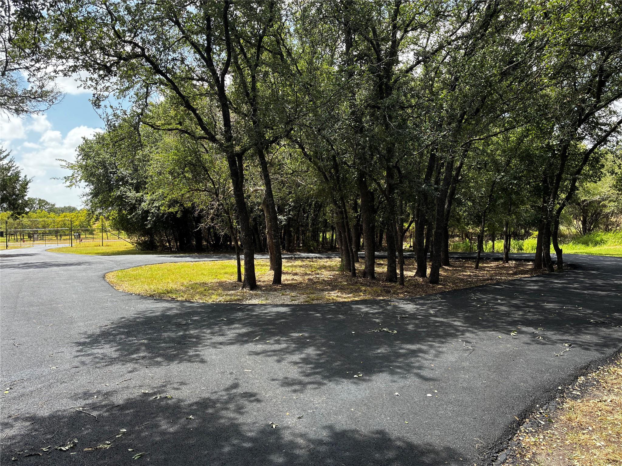 2072 County Road 1025