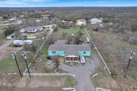 354 Oak Arbor TRL Del Valle TX 78617