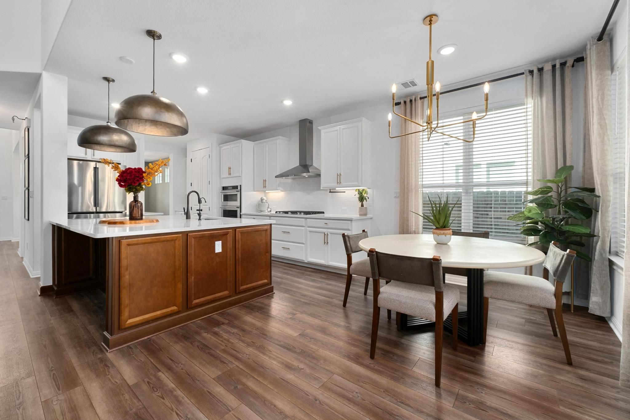 1954 Headwaters BLVD