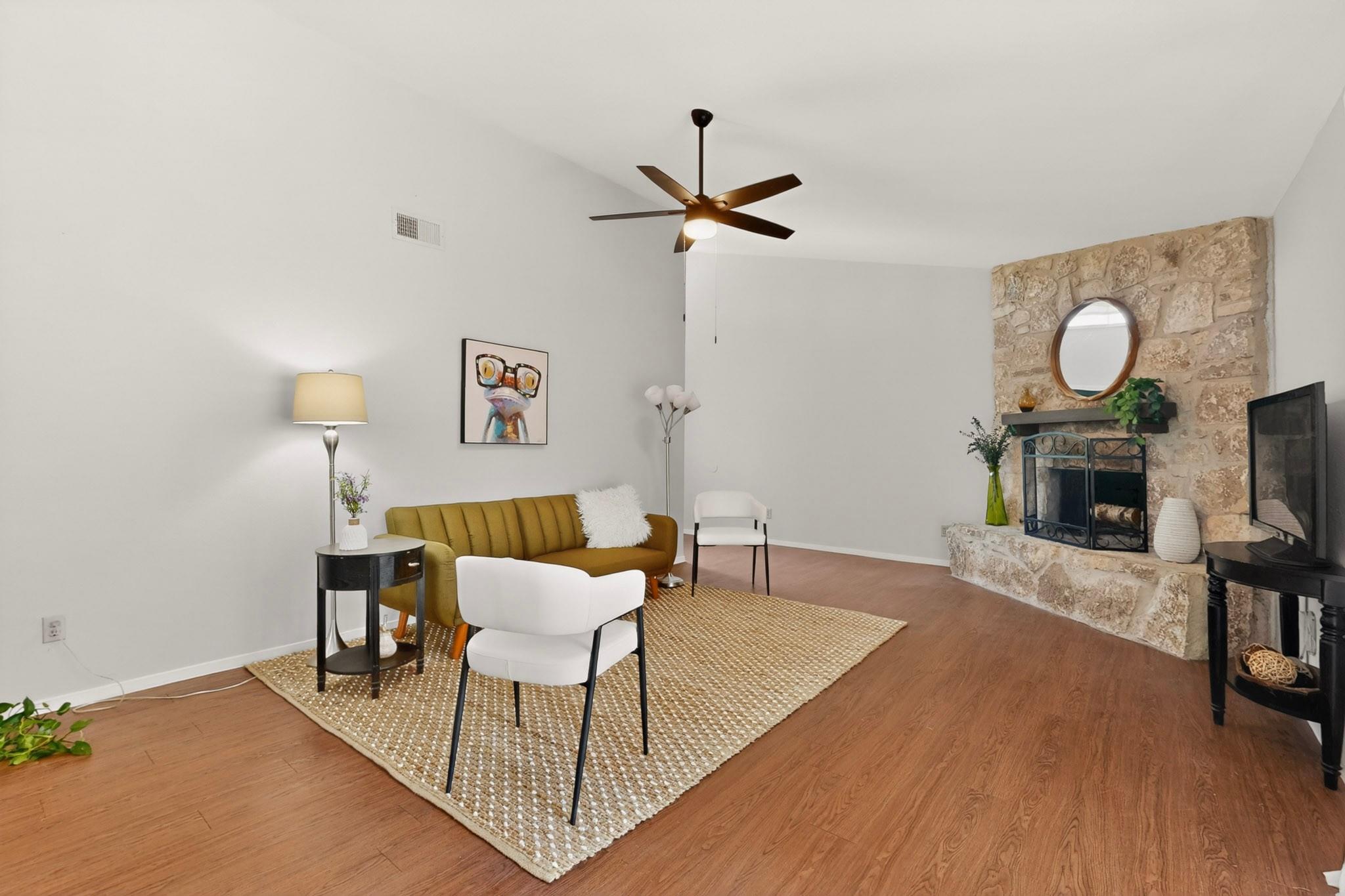3403 Burliegh CV