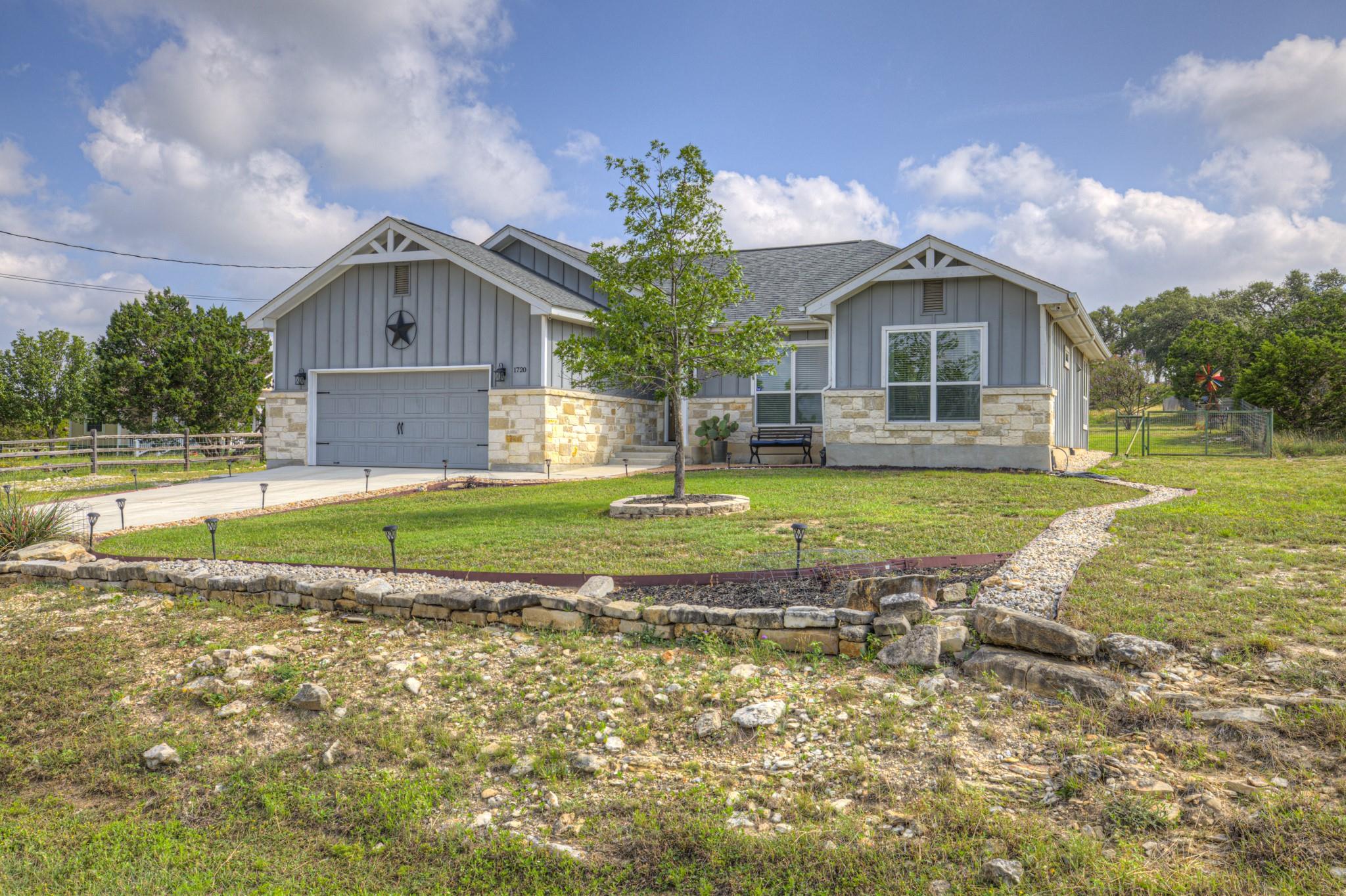 1720 Rocky Ridge LOOP