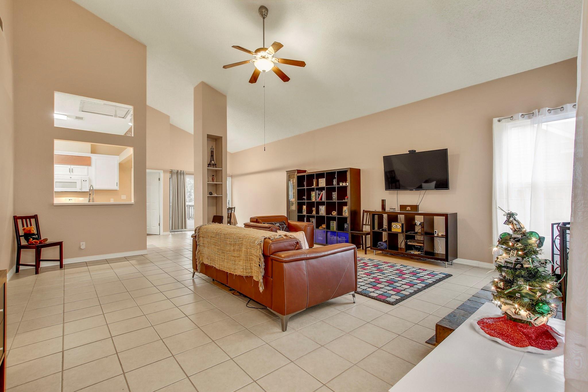 608 Pomegranate PASS