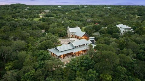 Photo of 510 Blanco River Ranch RD, San Marcos, TX 78666 (MLS # 4049712)