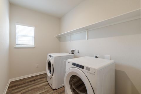 Tiny photo for 17609 Fairbridge LN, Manor, TX 78653 (MLS # 5835418)