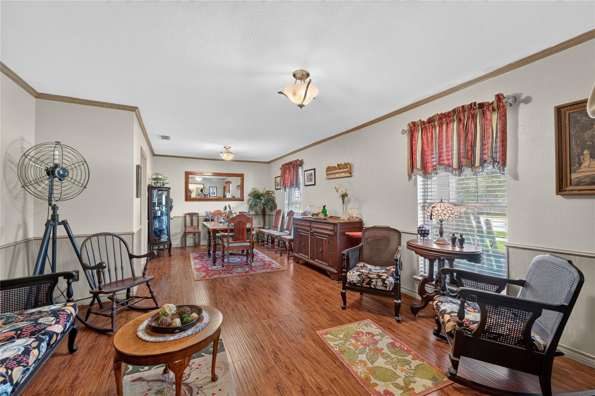 602 Lydia DR