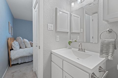 Tiny photo for 3204 Menchaca RD #303, Austin, TX 78704 (MLS # 5450118)
