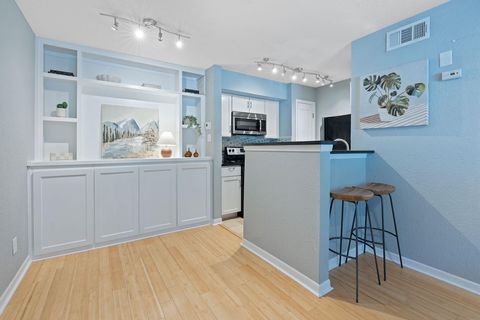 Photo of 3204 Menchaca RD #303, Austin, TX 78704 (MLS # 5450118)