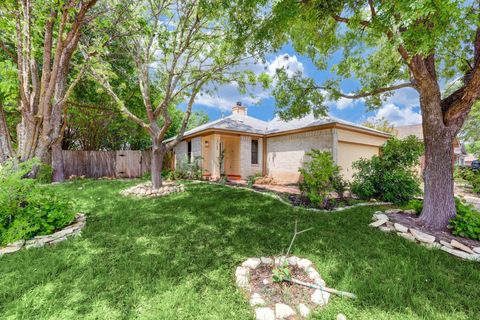 Photo of 21100 Derby Day Ave, Pflugerville, TX 78660 (MLS # 4011711)