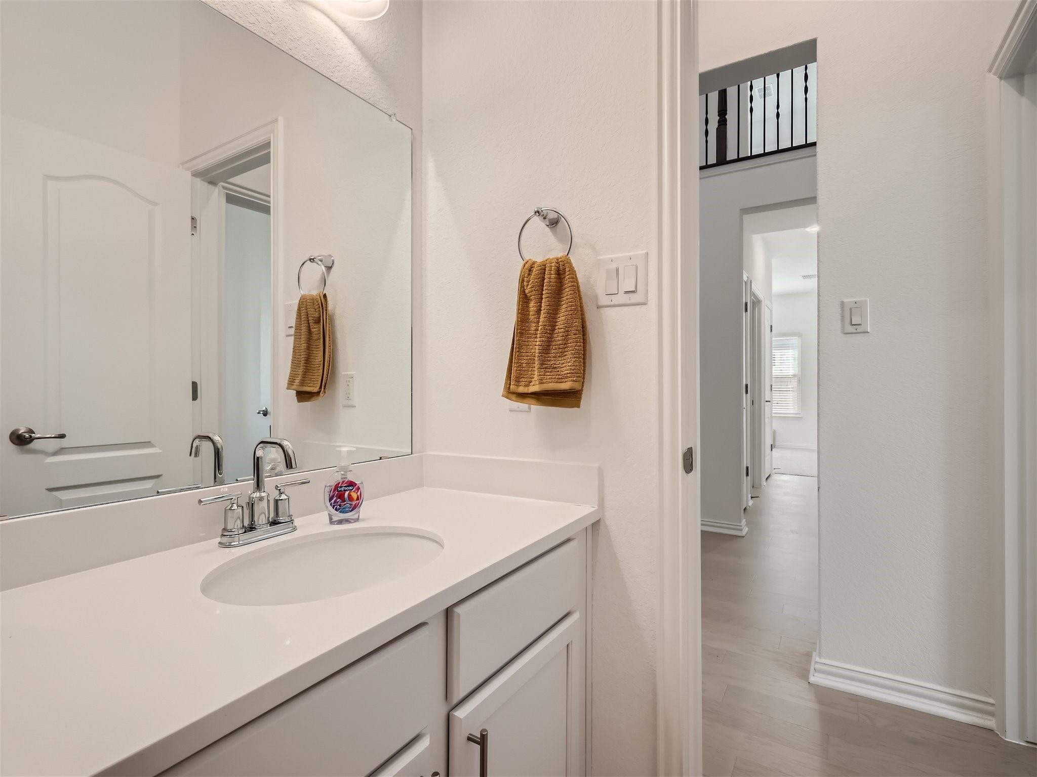 Bastrop, Texas 78602, United States, 3 Bedrooms Bedrooms, ,2 BathroomsBathrooms,Residential,Pending,61875