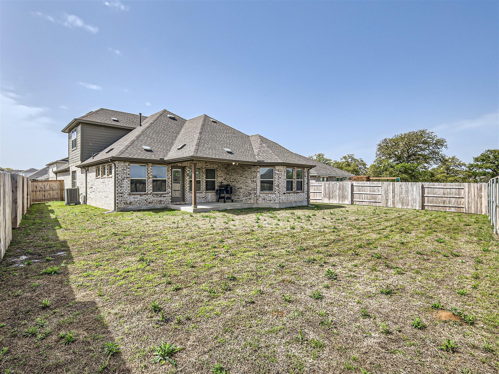 Bastrop, Texas 78602, United States, 3 Bedrooms Bedrooms, ,2 BathroomsBathrooms,Residential,Pending,61875