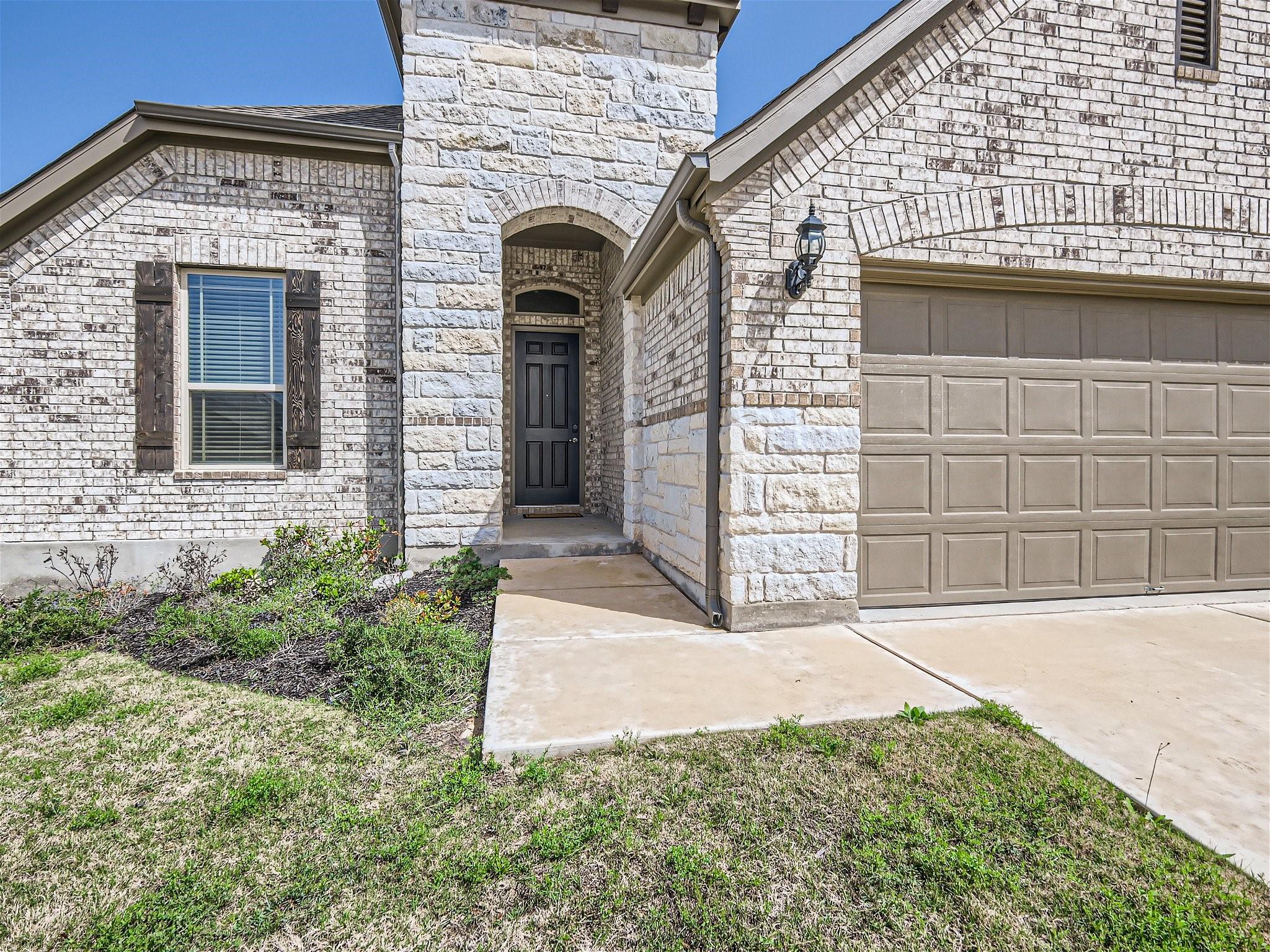 Bastrop, Texas 78602, United States, 3 Bedrooms Bedrooms, ,2 BathroomsBathrooms,Residential,Pending,61875