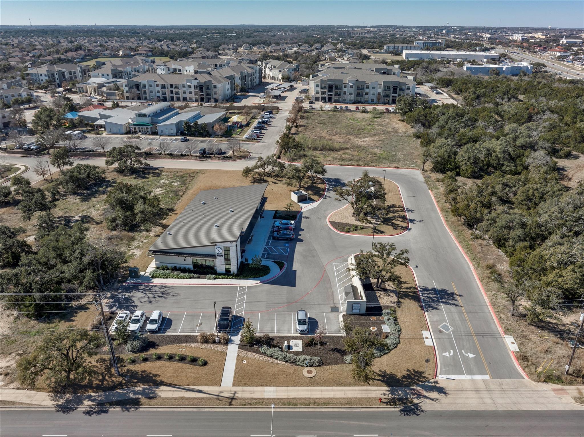 901 N Vista Ridge BLVD