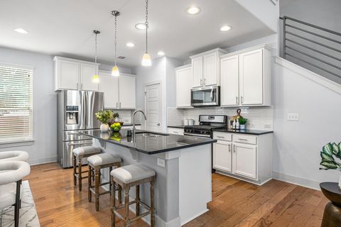 Tiny photo for 2315 Capulet ST, Austin, TX 78741 (MLS # 8897543)