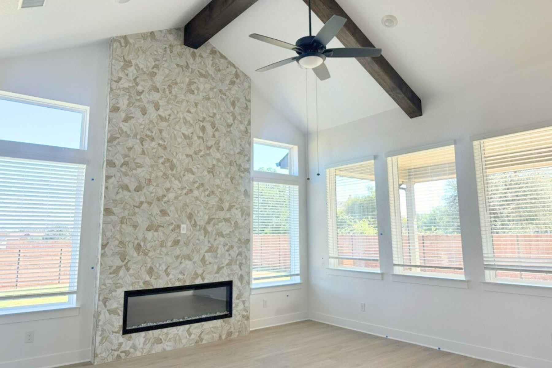 1101 Painted Horse DR