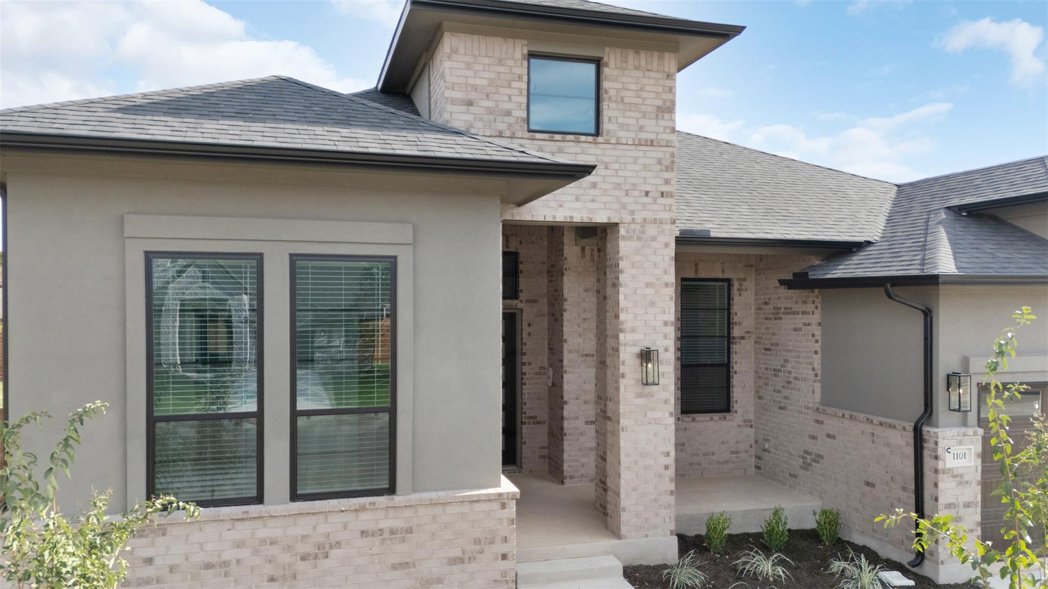 1101 Painted Horse DR