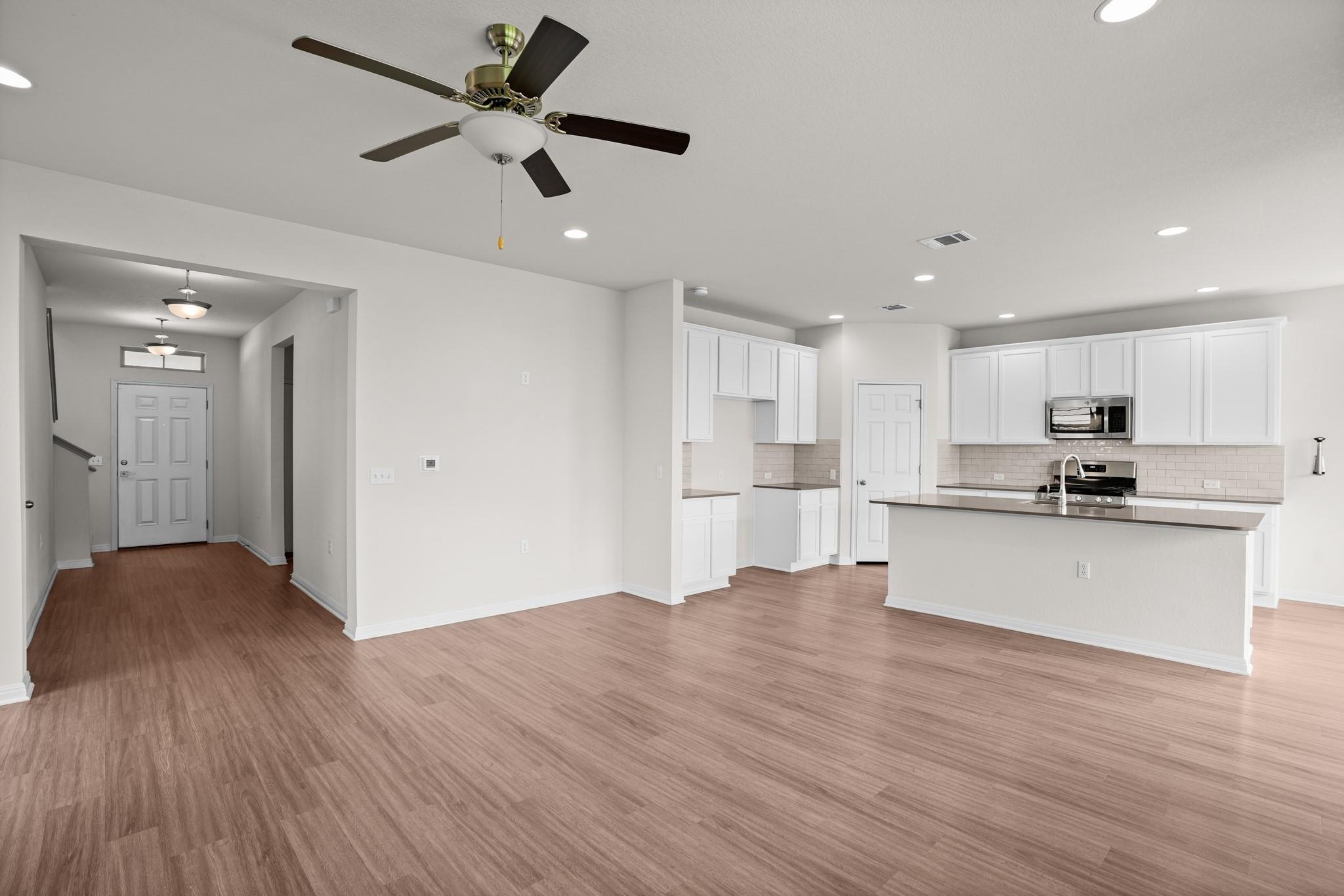 521 Falkland TRCE