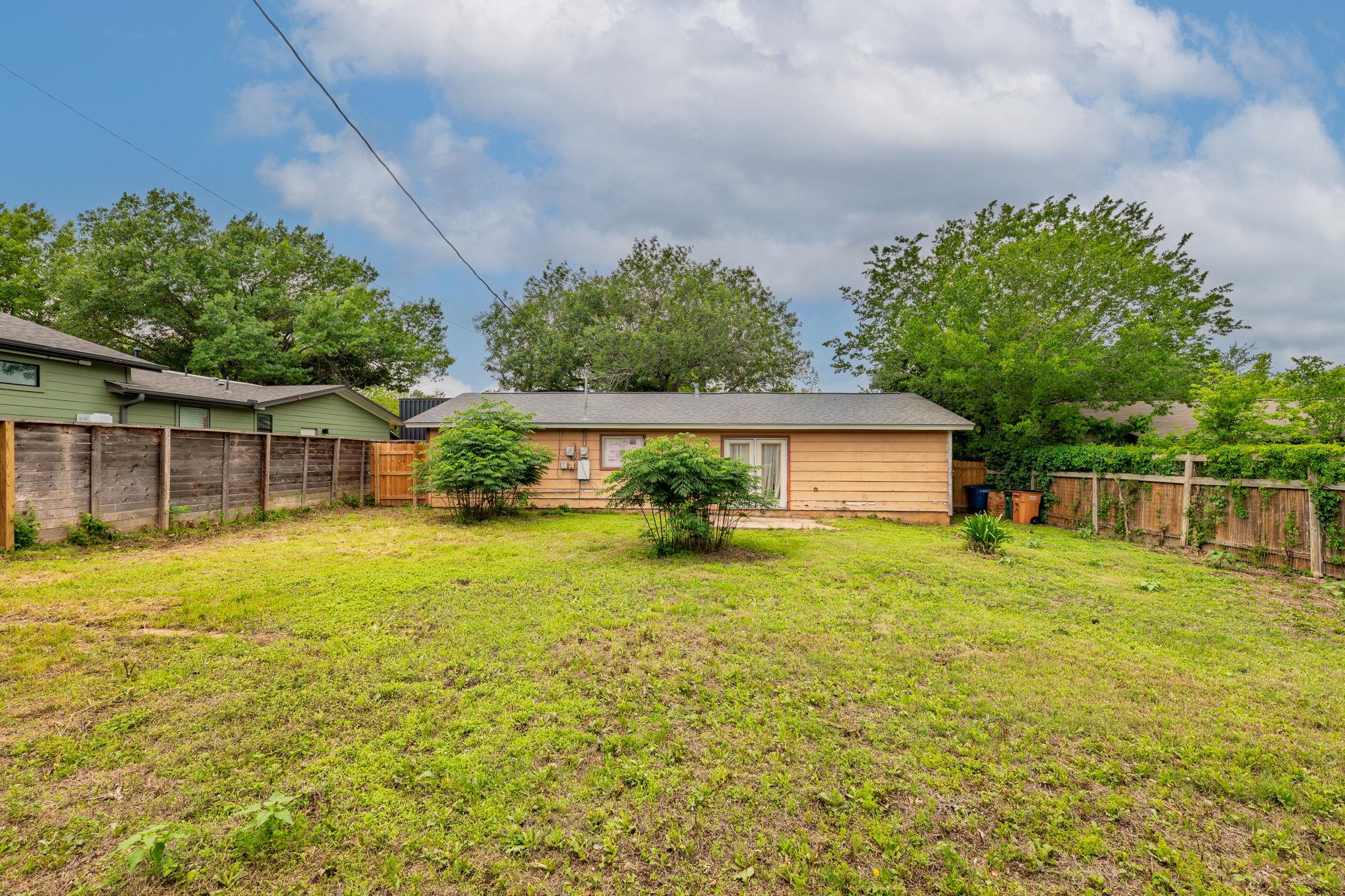 2613 Nottingham LN